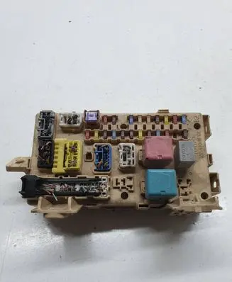 Toyota Corolla Verso AR10 Fuse box set 892210F020 4391854285