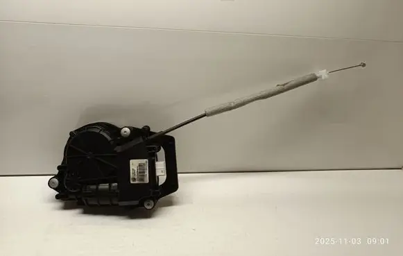 BMW 5 F10 F11 Loading door lock 51247330649 16367210