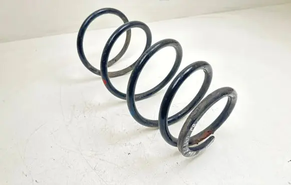 Toyota Previa (XR30, XR40) II Front coil spring