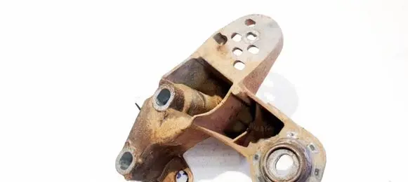 Audi A4 S4 B7 8E 8H Engine mounting bracket 8e0199351