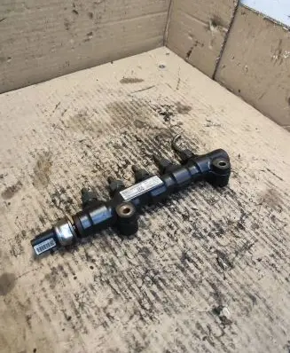 Citroen C4 Grand Picasso Fuel main line pipe 9654590 332000527