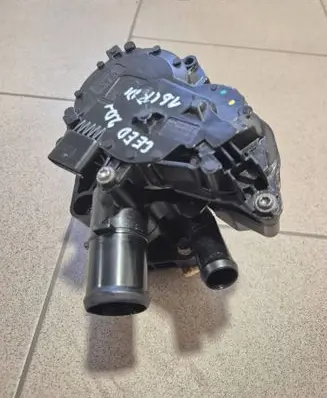 KIA Ceed Thermostat/thermostat housing 256902U000