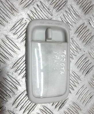 Toyota Yaris Front seat light