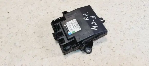 Mercedes-Benz B W245 Door control unit/module A1698208326 05072344 44052905358302