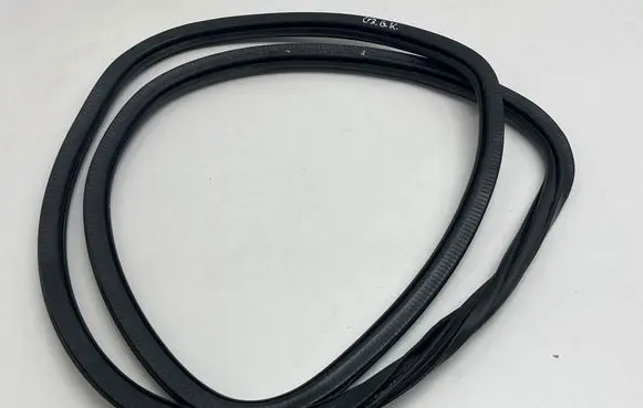 Audi Q3 F3 Rear door rubber seal (on body) 