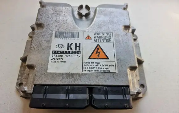 Subaru Legacy Engine control unit/module 22611AP200