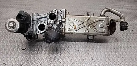 Skoda Superb B6 (3T) EGR valve cooler 0280751016 03L131512DQ