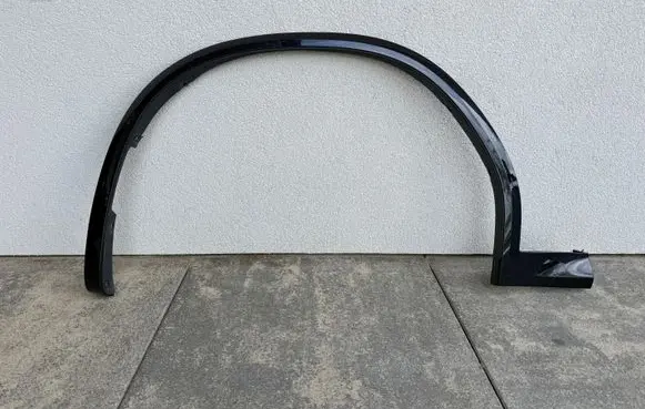 BMW iX3 G08 Rear arch trim 18479712