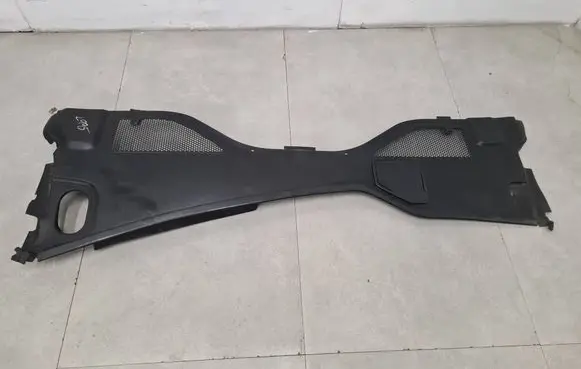 Audi A7 S7 4G Wiper trim 4G8819447