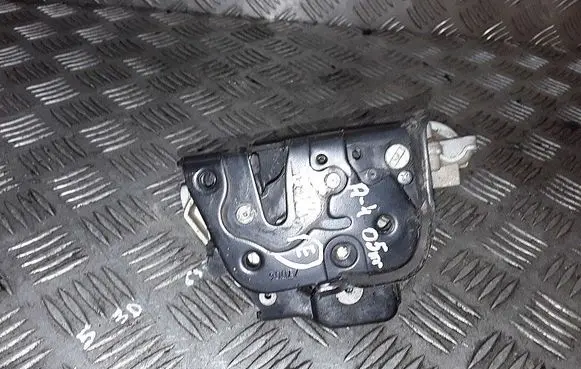 Audi A4 S4 B7 8E 8H Front door lock 8e1837016aa