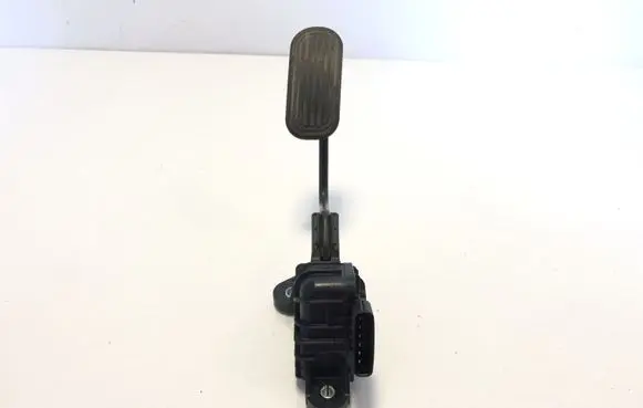 Lexus RX 300 Accelerator throttle pedal 7812048070 1988003040