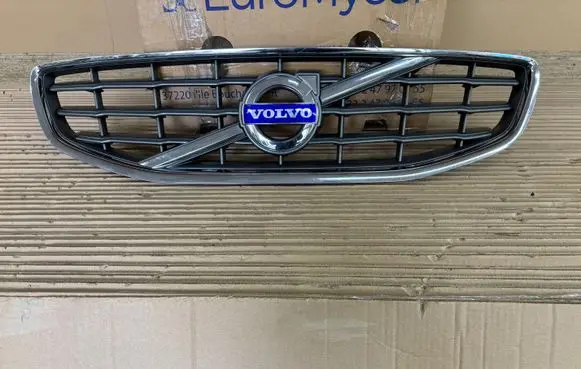 Volvo S60 Front grill VolvoV60