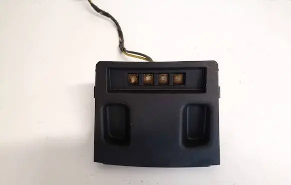 Volvo XC90 Front door sensor 8674913