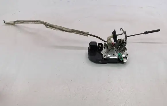 Chrysler 300 - 300C Rear door lock