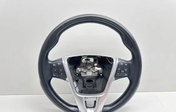 Volvo V40 Steering wheel 34152636B 264530950481 31332927
