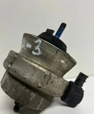 Audi A6 S6 C6 4F Engine mount bracket 4F0199382H