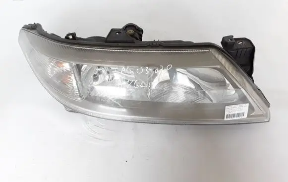 Renault Laguna II Headlight/headlamp 8200163326
