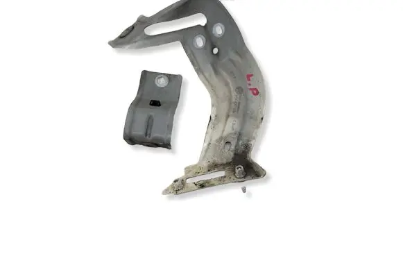Volkswagen Touran III Fender mounting bracket 5TA821135