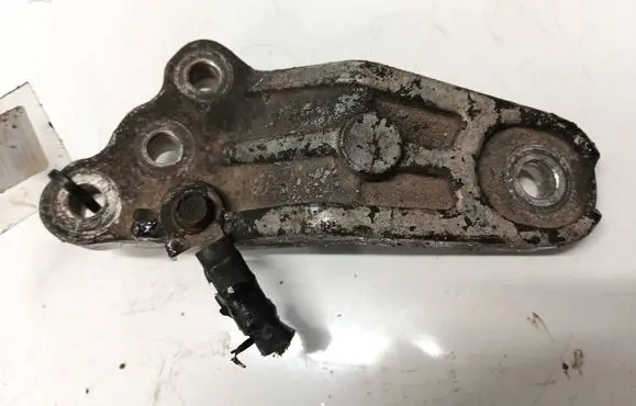 Hyundai i30 Engine mounting bracket 