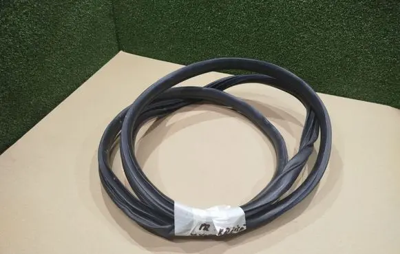 Hyundai Bayon Front door rubber seal