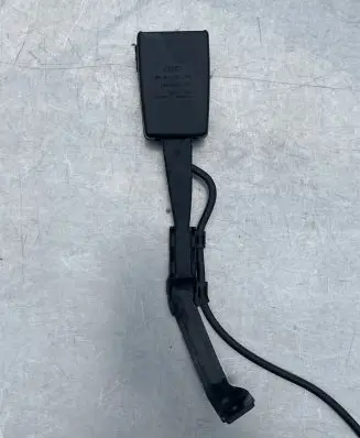Audi R8 4S Front seatbelt buckle 8P0857756G 0320134