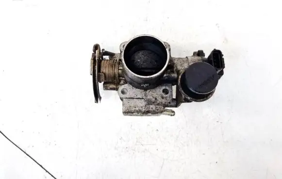Toyota Corolla E110 Throttle valve 8945228090
