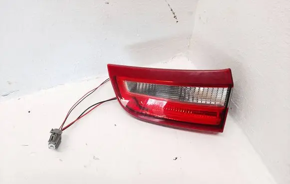 Volvo S60 Tailgate rear/tail lights 30796271 21500101 30706271