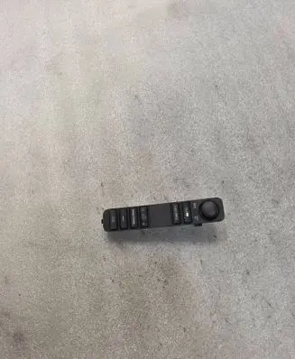 Multifunctional control switch/knob