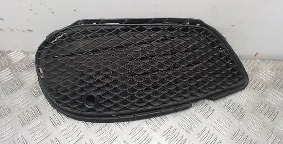 Mercedes-Benz C W205 Front bumper lower grill A2058854023