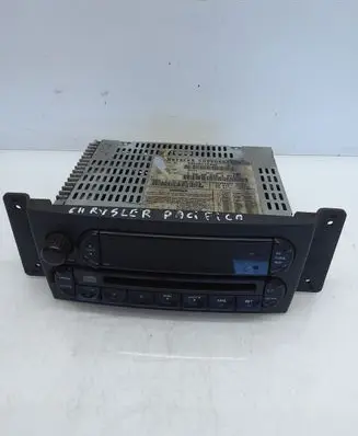 Chrysler Pacifica Radio/CD/DVD/GPS head unit P05082764AE