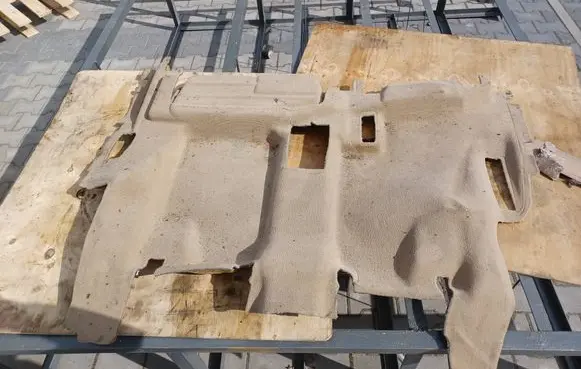 Mercedes-Benz GL X164 Rear floor carpet liner A1646804041MERC1 1646804041