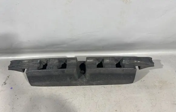 Volkswagen Touareg II Front bumper foam support bar 7P6807248 7P6807248A