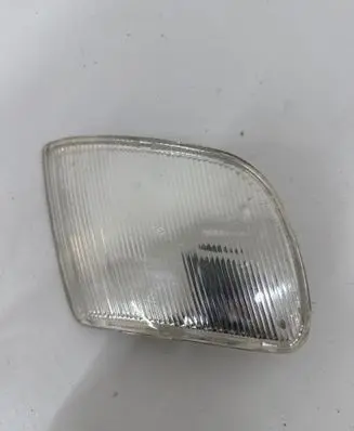 Volkswagen PASSAT B4 Front reflector 144570