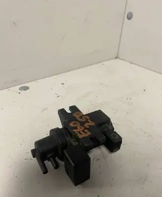 BMW 5 E60 E61 Turbo solenoid valve 7796634 70057903 14T070