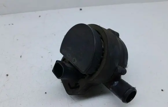 Mercedes-Benz E W211 Electric auxiliary coolant/water pump A2118350364 0392023000
