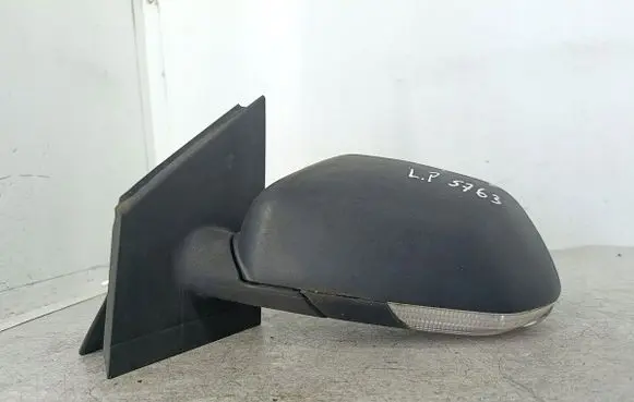 Volkswagen Polo IV 9N3 Front door electric wing mirror 