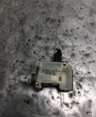 Seat Leon (1P) Central locking motor 1M0959781A