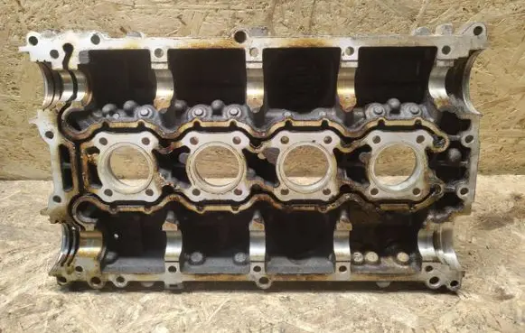 Volvo S40, V40 Engine head CGFG