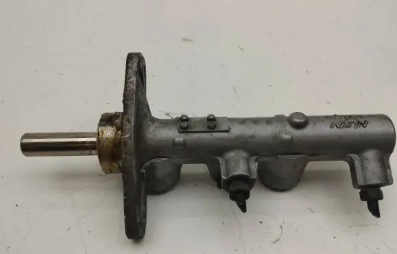 Honda Accord Master brake cylinder