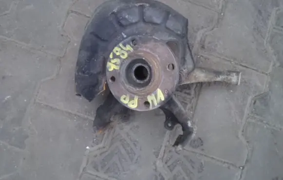 Volkswagen Caddy Front wheel hub spindle knuckle