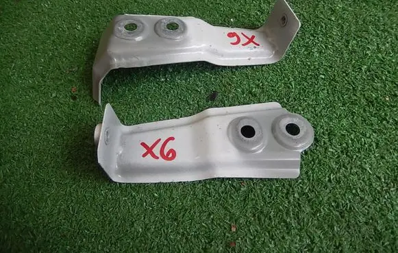 BMW X6 G06 Fender mounting bracket 7418217