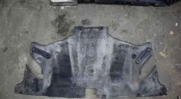 Tesla Model 3 Engine splash shield/under tray