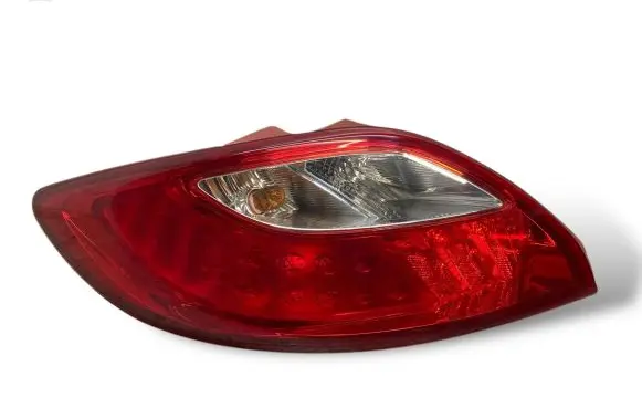 Mazda 2 Rear/tail lights D65151160 K2442