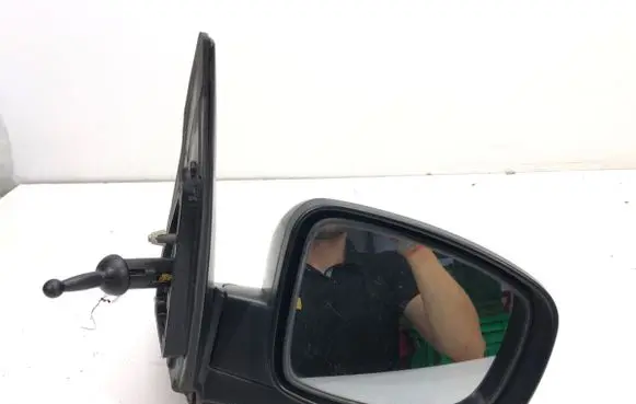 Front door electric wing mirror