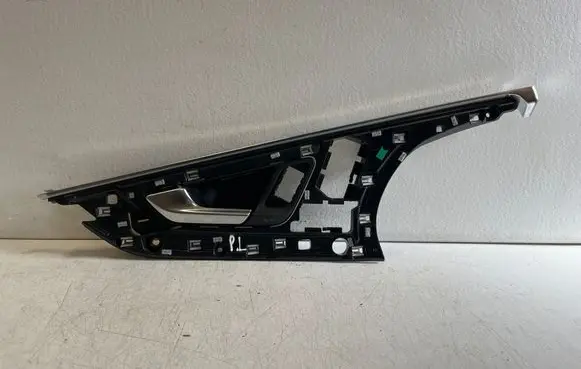 Audi Q7 4M Front door interior handle 4M0837019B