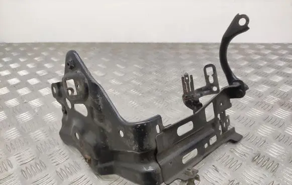 Chevrolet Captiva Fuel filter bracket/mount holder 