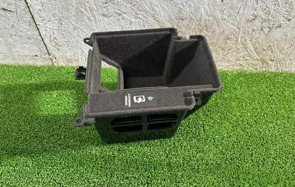 Porsche Macan (95B) Glove box central console 95B864207 T95B367 PSWR351610