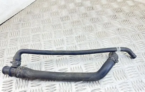 Mercedes-Benz S W221 Engine coolant pipe/hose A2218303396
