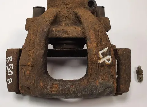 Mini One - Cooper R50 - 53 Front brake caliper