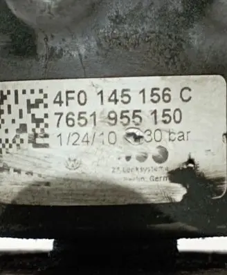Volkswagen Golf VI Power steering pump 4F0145156C 7651955150